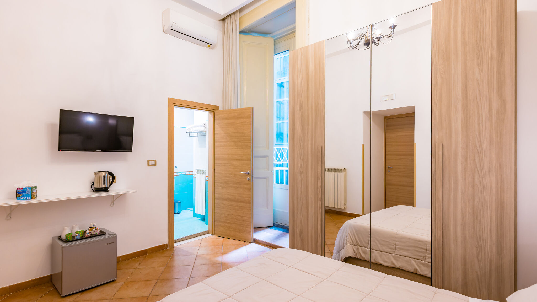 Chiaia, bagno